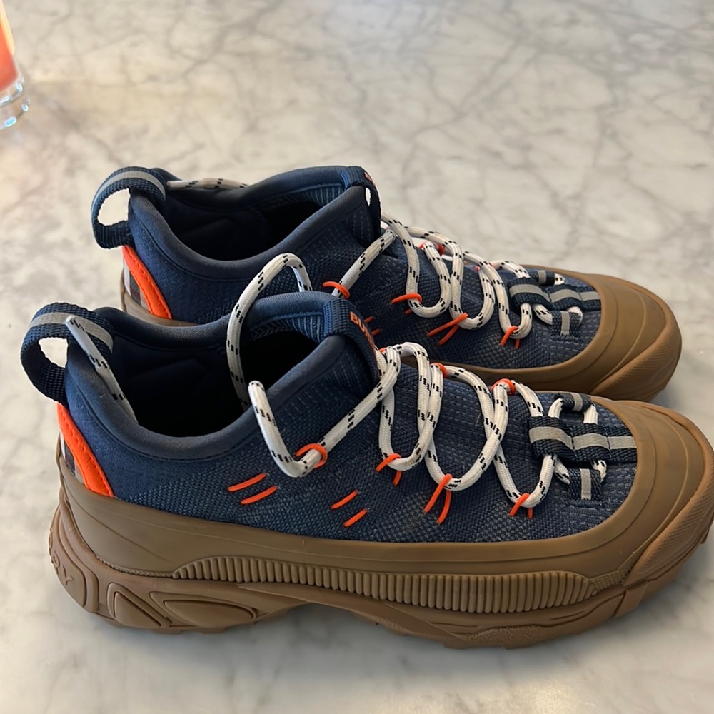 Burberry shoes for kids